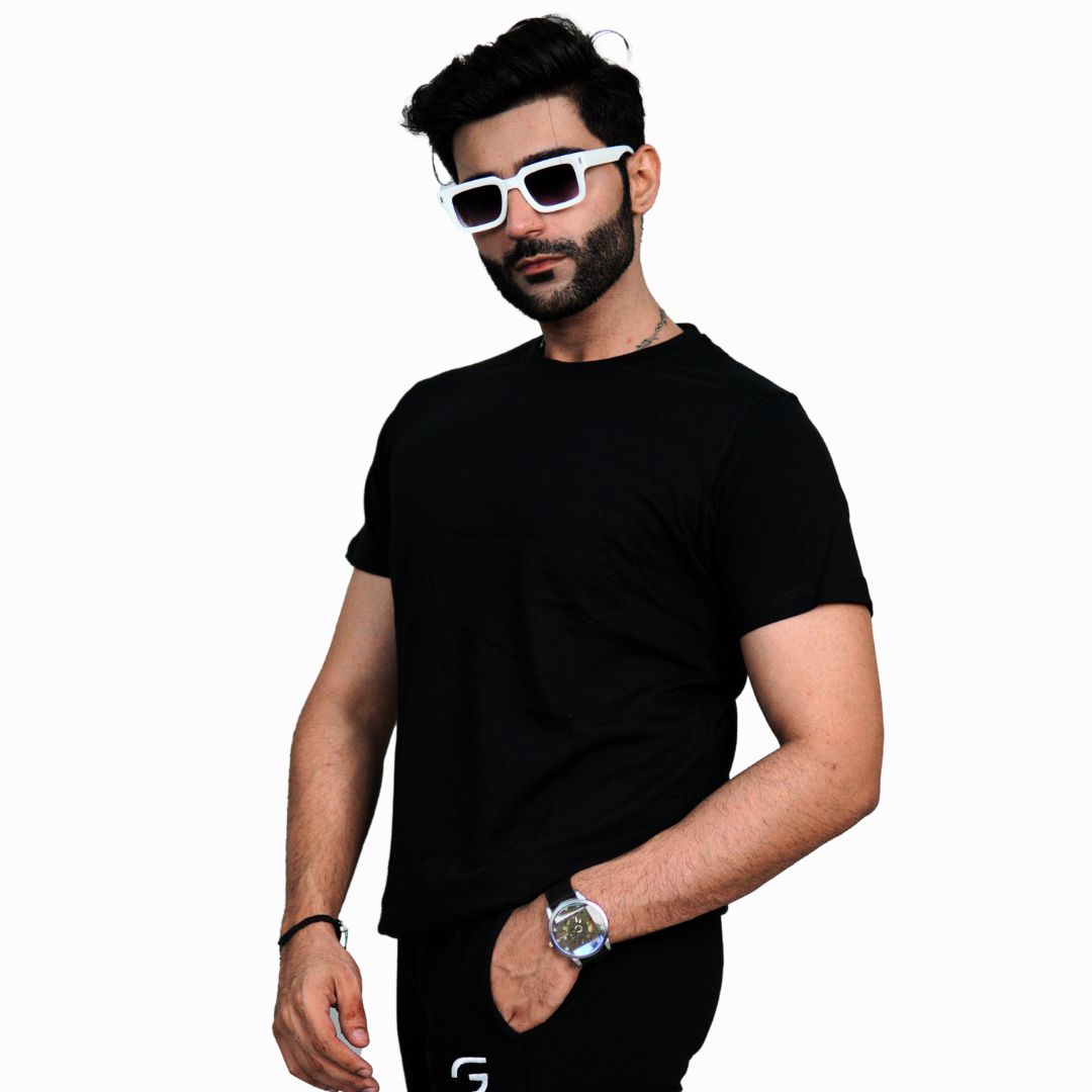 Black Basic Gradi Tee